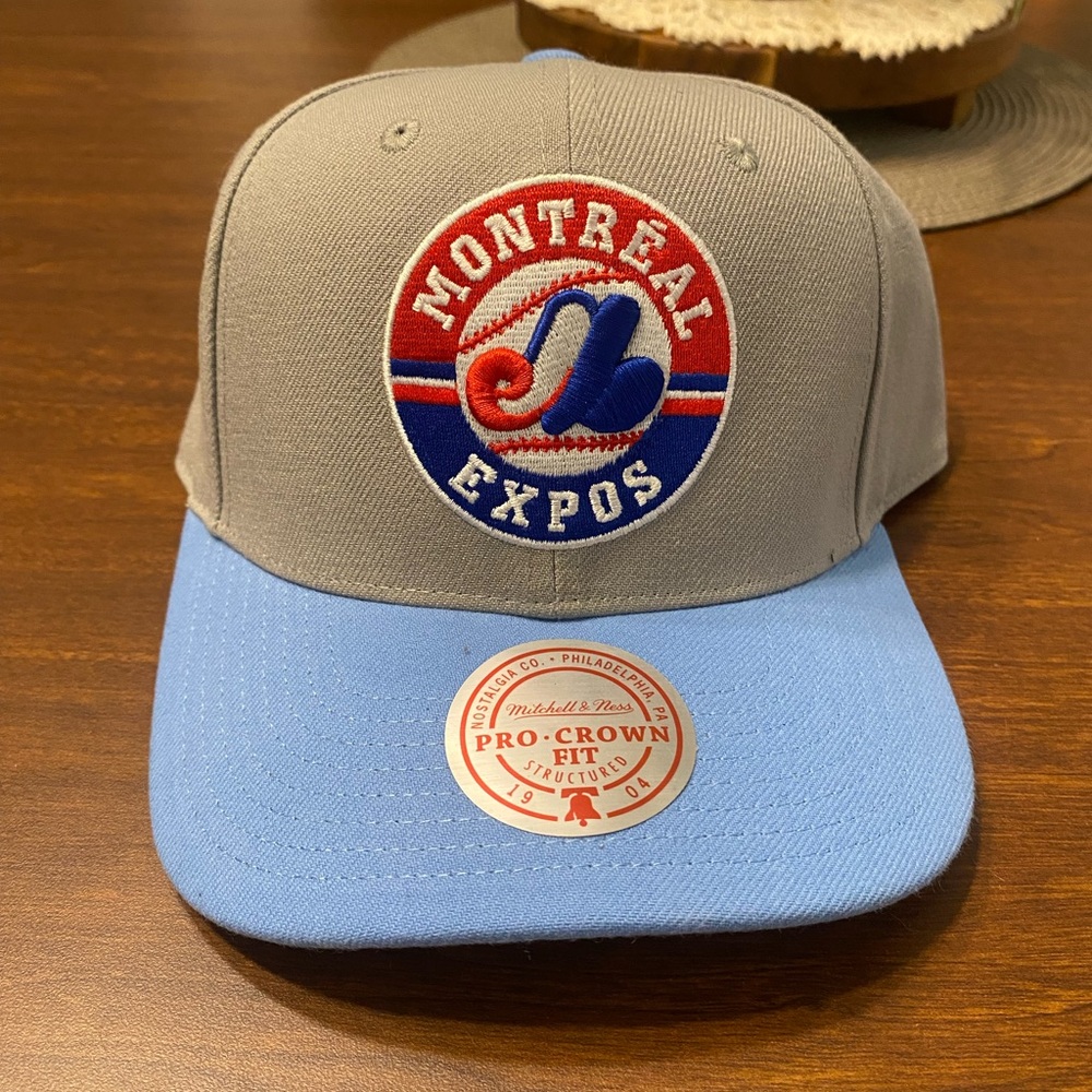 Mitchell & Ness Gray and Blue Snapback